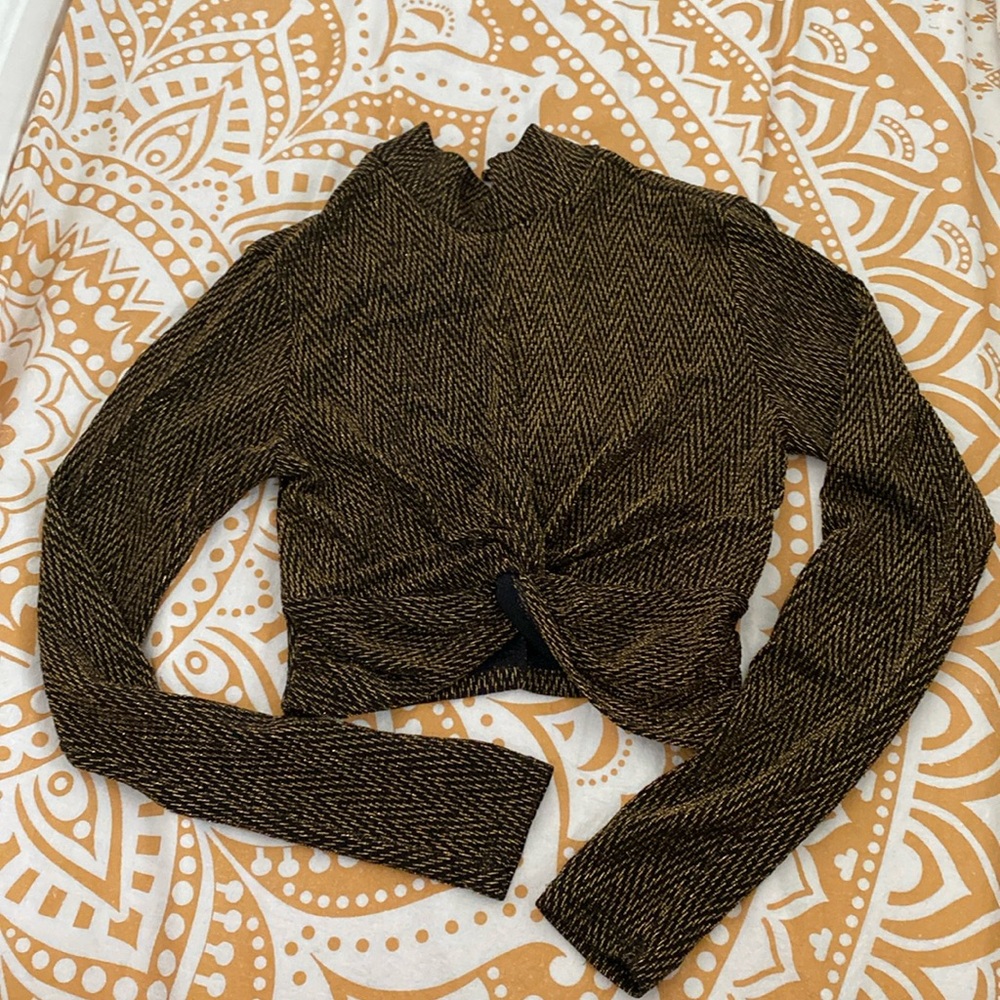 FOREVER 21 CROPPED TOP